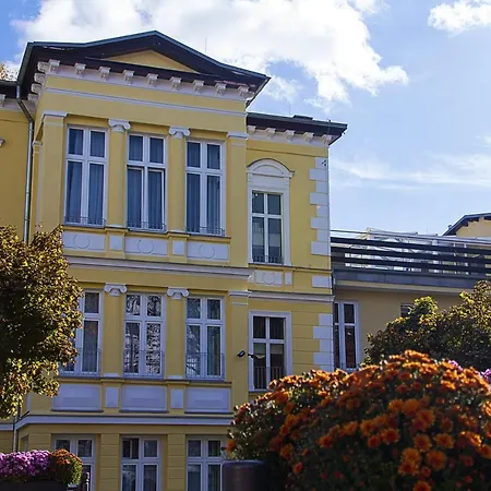 Adam I Ewa Świnoujście (Swinemünde)